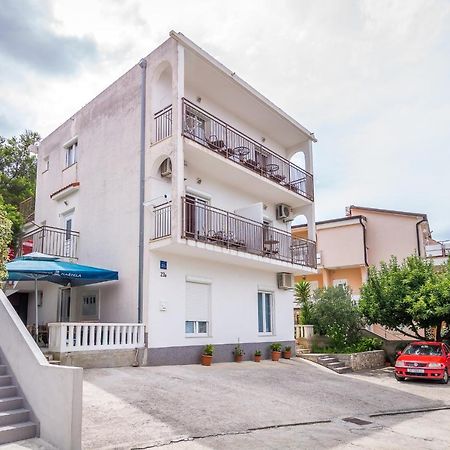 Cheap Apartment Tanja Трогир Экстерьер фото