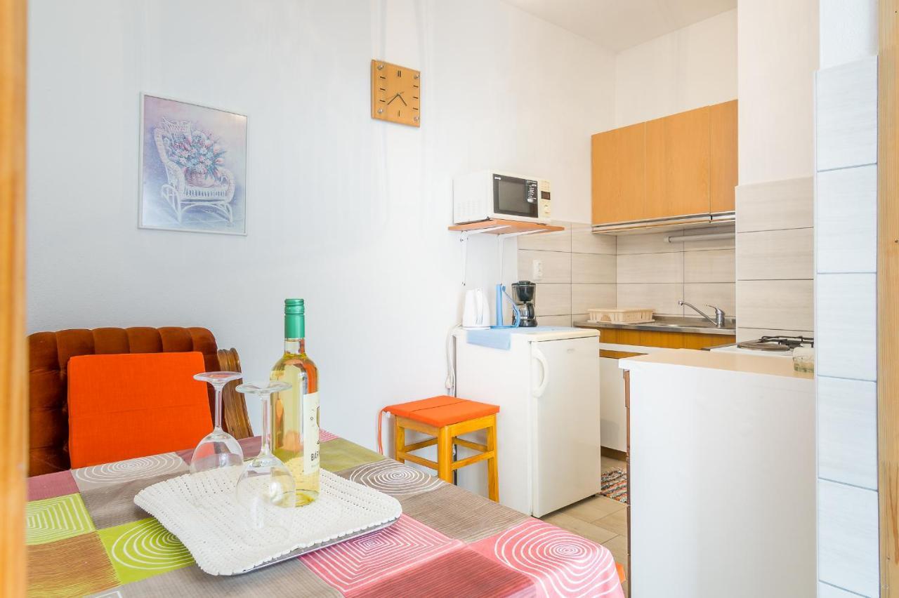 Cheap Apartment Tanja Трогир Экстерьер фото