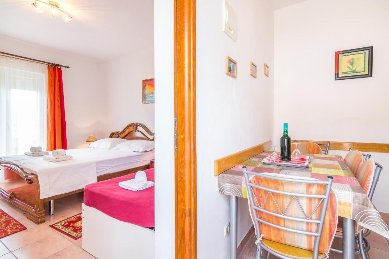 Cheap Apartment Tanja Трогир Экстерьер фото