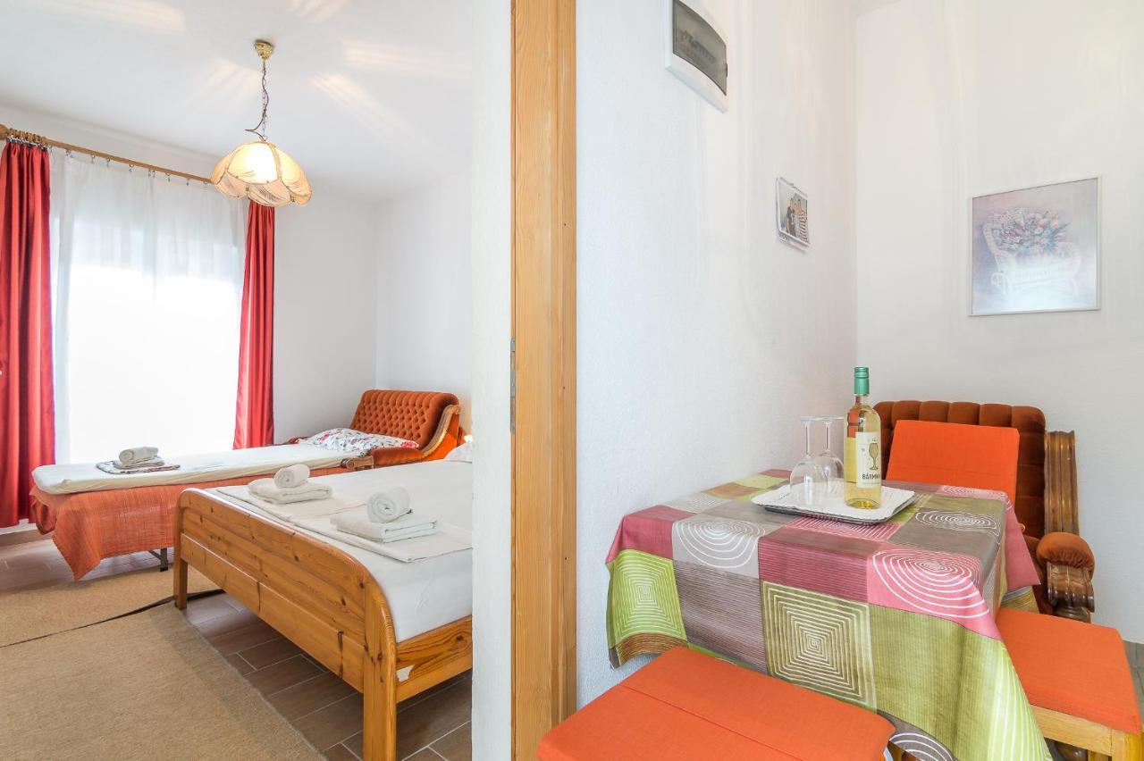 Cheap Apartment Tanja Трогир Экстерьер фото